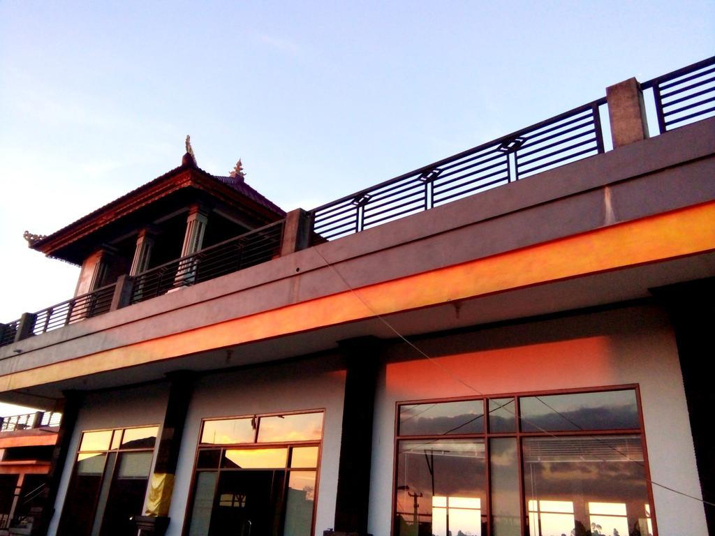 Rest Area 88 Guest House Tejakula Exterior photo